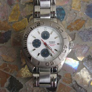 Casio Quartz 100M Water Resistant